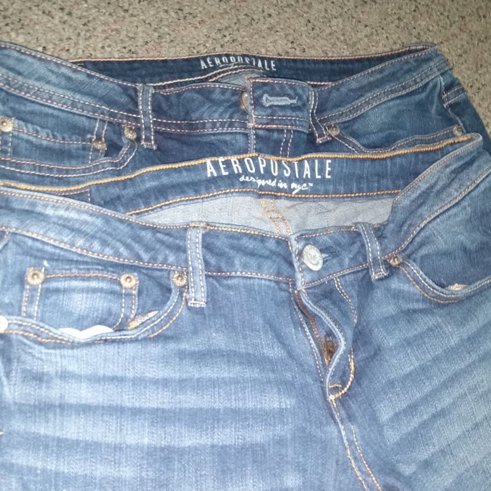 2 pair aeropostale jeans, one bootcut one jeggings